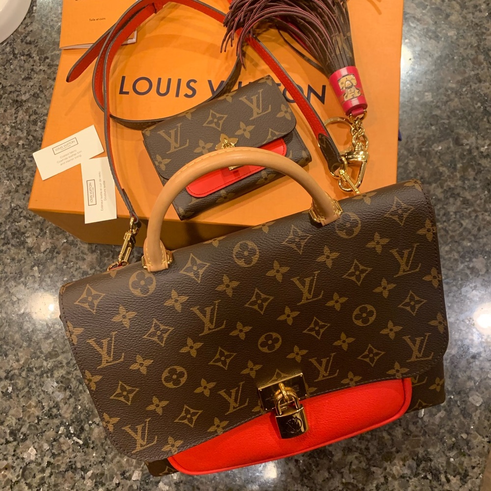 LV Lmtd Edition Bag w/Optional Shoulder Strap